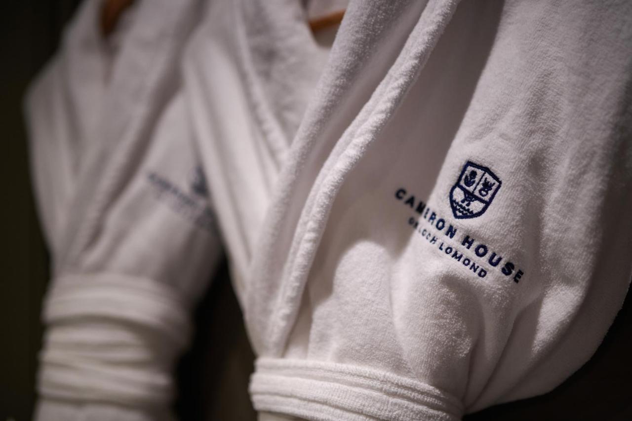 Cameron House On Loch Lomond Алекзандрия Экстерьер фото A bathrobe